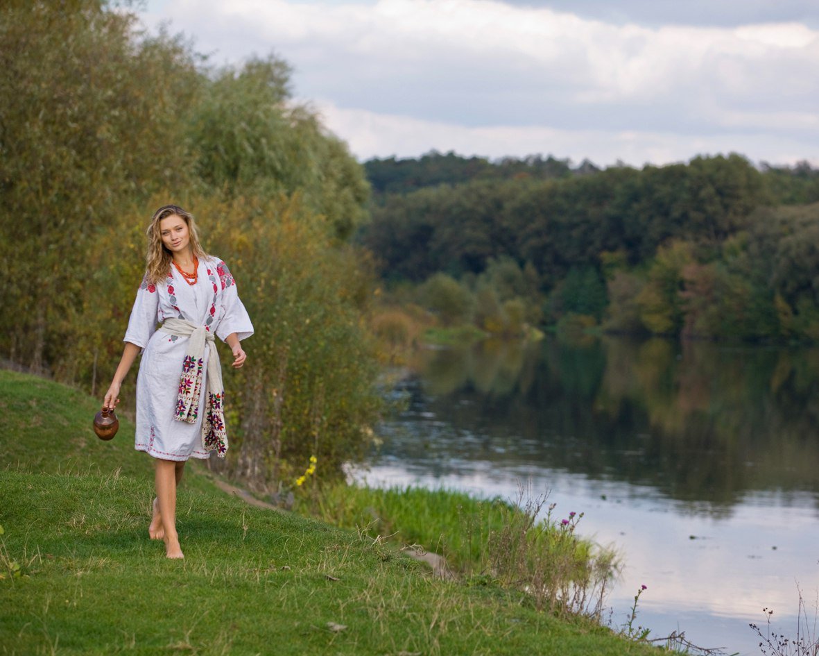 Nude girl Slavic women in Cano