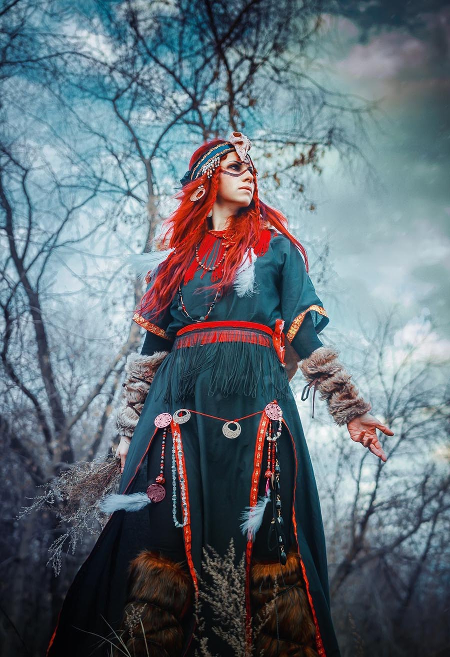 Girls in Slavic costumes underwear in Cano